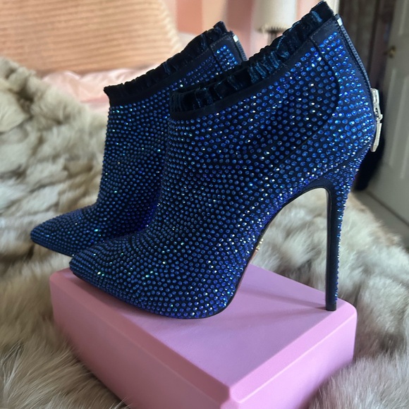 Cesare Paciotti Blue and Red Studded Heeled Boots - Picture 5 of 9